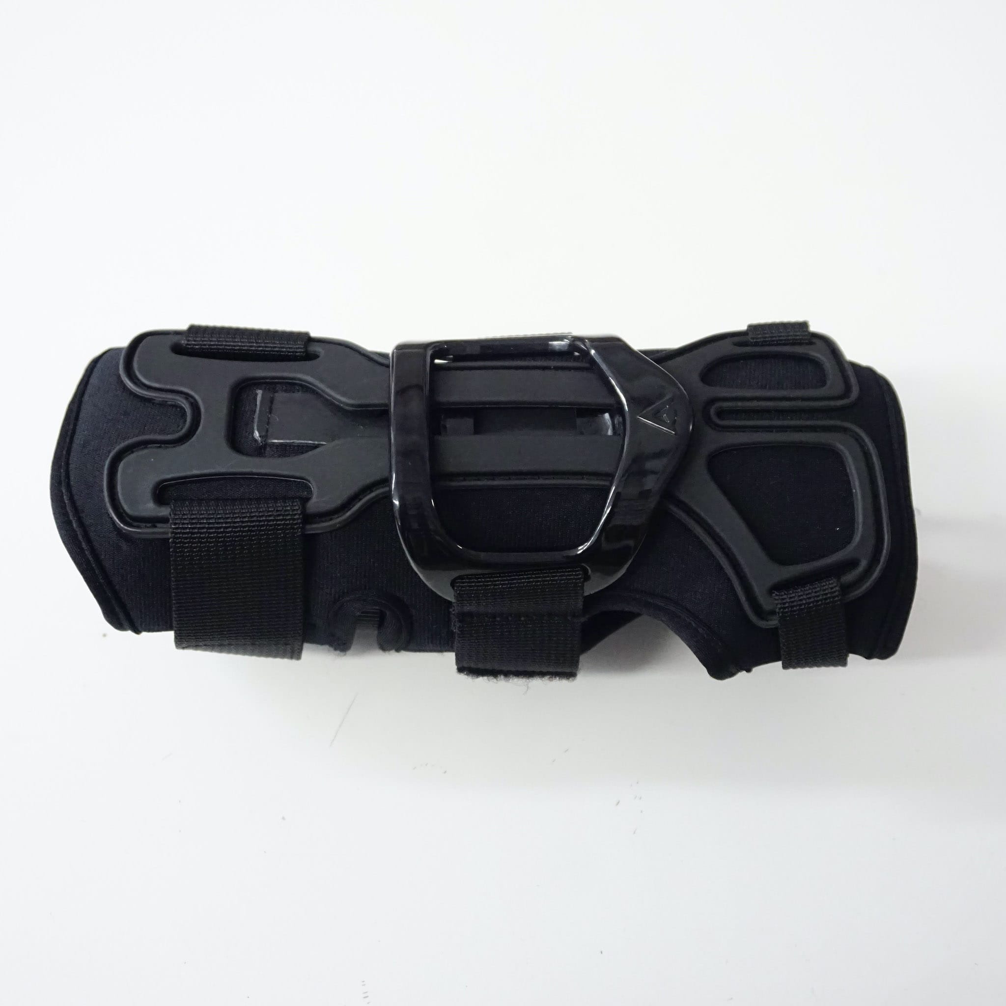 Protectie Incheietura Hector Wristguard 13 - Temporary Store